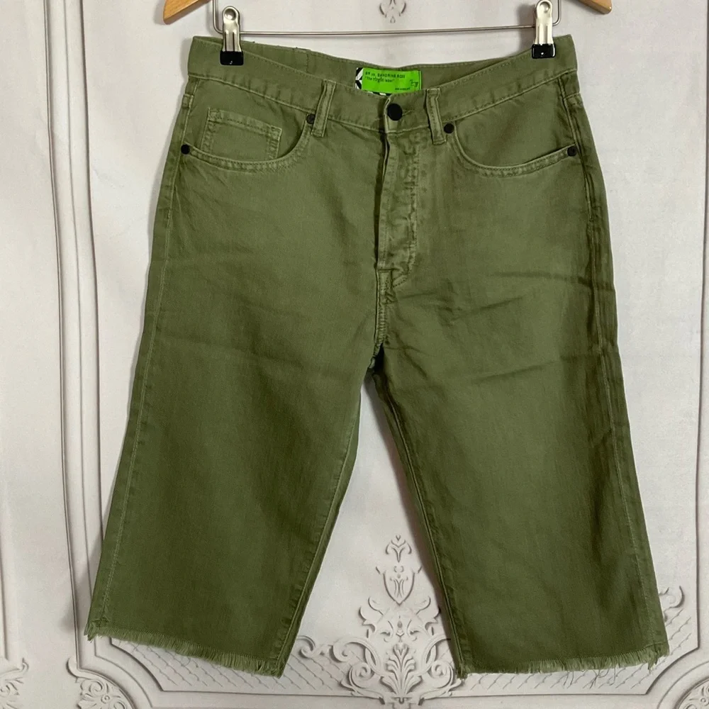 Sandrine Rose FREE PEOPLE Bermuda Shorts Army Green Cotton & Linen Denim Sz 27 - Picture 1 of 8